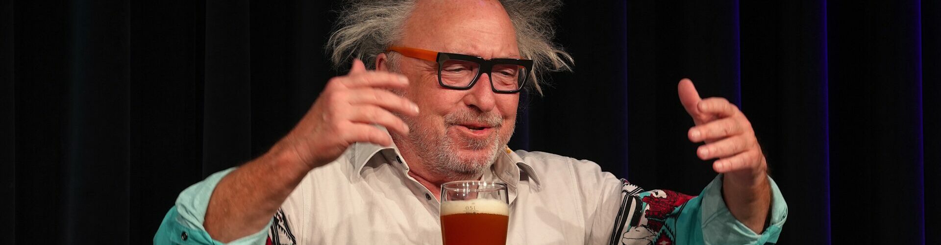 URBAN PRIOL mit TILT im Hofgarten Kabarett – Optimismus pur in pessimistischen Zeiten