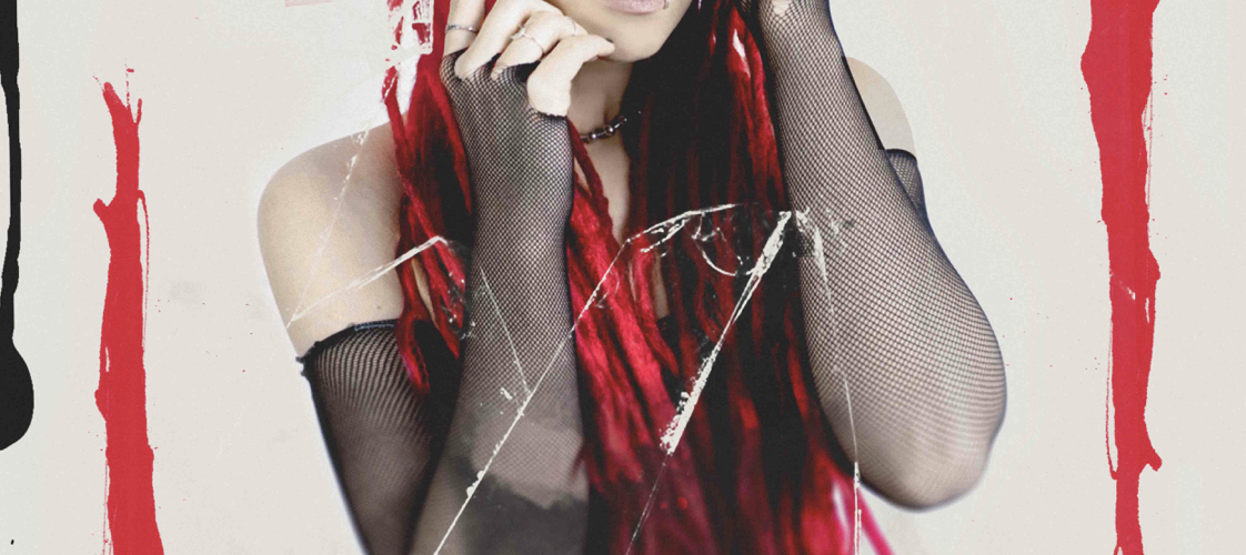 April Art setzen mit „Red“ ein kraftvolles Ausrufezeichen