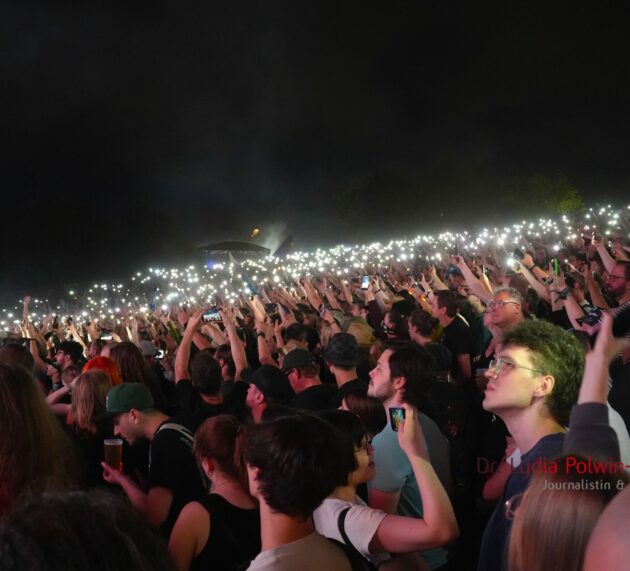 Donauinselfest 2026 | Tag 3 | Sonntag – Ein Finale zwischen Gänsehaut, Gitarren und großen Gefühlen – mit Fotostrecken von Mr. Hurley und die Pulveraffen, Feuerschwanz, Tailgunner, Nico Santos, Ness, Kamrad und mehr