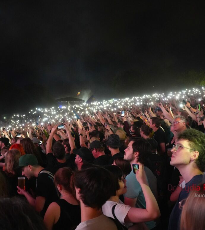 Donauinselfest 2026 | Tag 3 | Sonntag – Ein Finale zwischen Gänsehaut, Gitarren und großen Gefühlen – mit Fotostrecken von Mr. Hurley und die Pulveraffen, Feuerschwanz, Tailgunner, Nico Santos, Ness, Kamrad und mehr