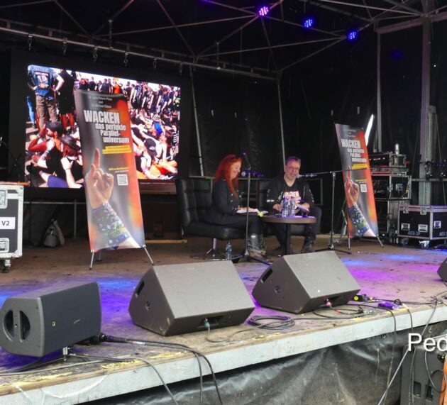 MEET & GREET / SIGNIERSTUNDE am 1. 8. im W:O:Art Zelt des Wacken Foundation Camps mit den Autoren des Buchs „Wacken – das perfekte Paralleluniversum. Was die Gesellschaft von Metalheads lernen kann“