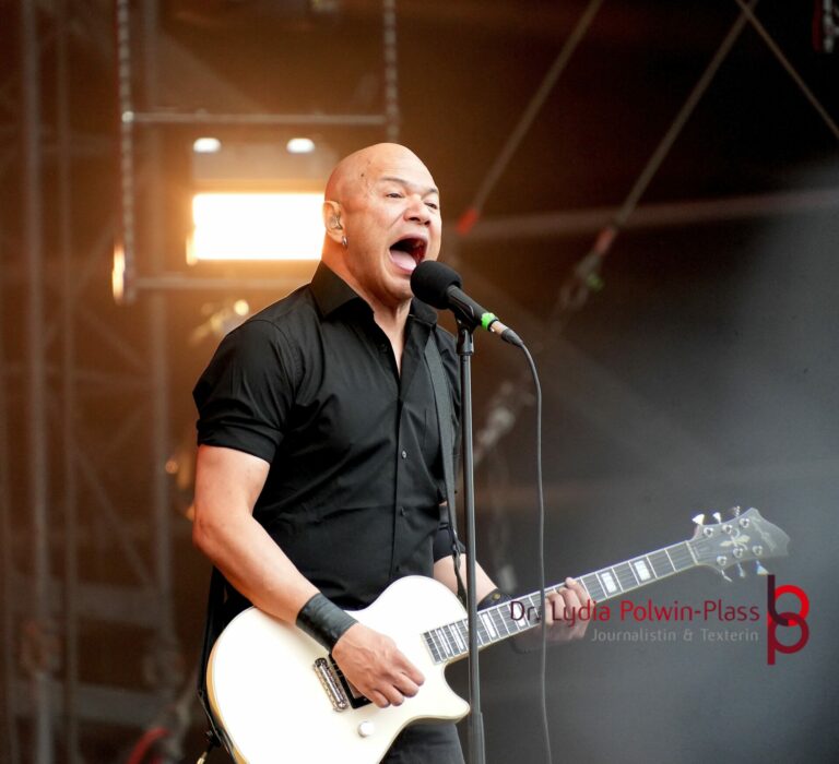 Danko Jones_Wacken 2026_FR_Polwin-Plass_377