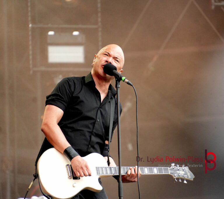 Danko Jones_Wacken 2026_FR_Polwin-Plass_380