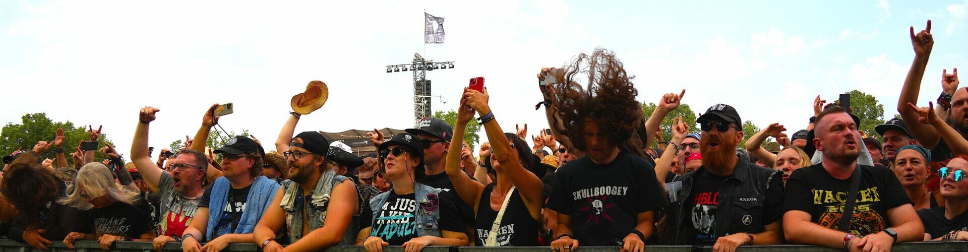 Wacken 2026 – Donnerstag – das Festival findet seinen Rhythmus – MIT FOTOSTRECKE