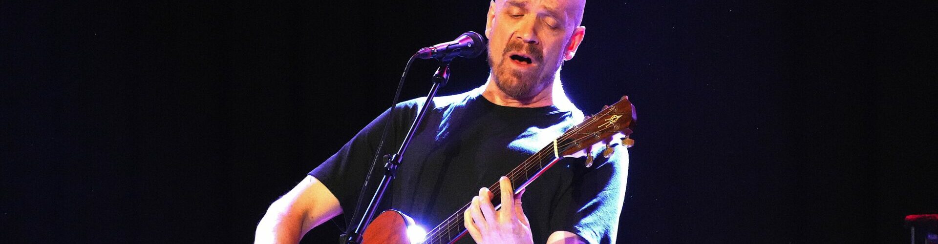 Devin Townsend in der SimmCity Wien – ein Genie zwischen Wahnsinn, viel Gefühl und musikalischer Grenzüberschreitung