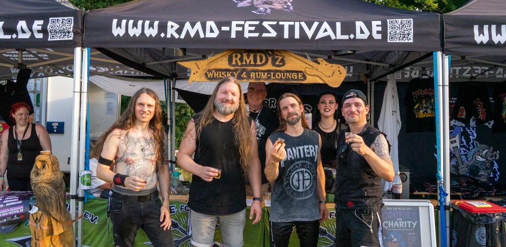 Der Samstag auf dem Rock & Metal Day‘z wird heiß – und zwar in jeder Hinsicht – SAMSTAG – Gastbeitrag von Gernot Döhne-Jochmann
