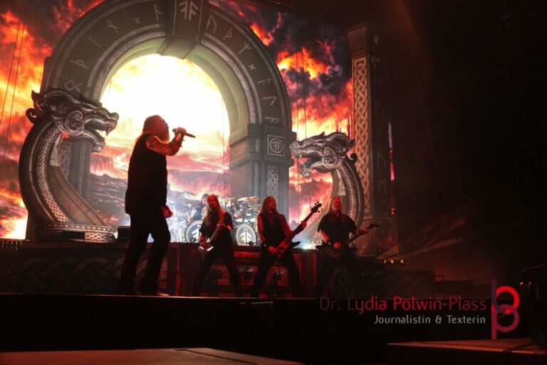 Amon Amarth_Festhalle_2026_Polwin-Plass_035