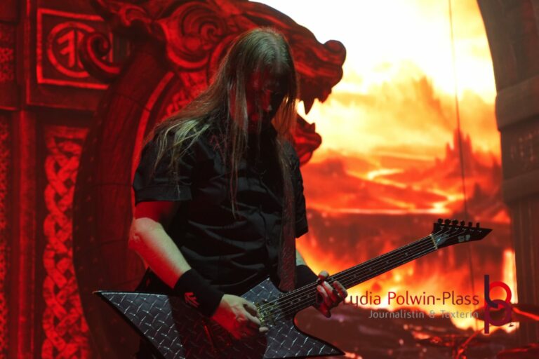 Amon Amarth_Festhalle_2026_Polwin-Plass_076
