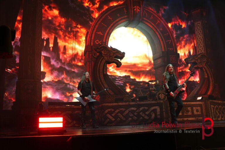 Amon Amarth_Festhalle_2026_Polwin-Plass_087