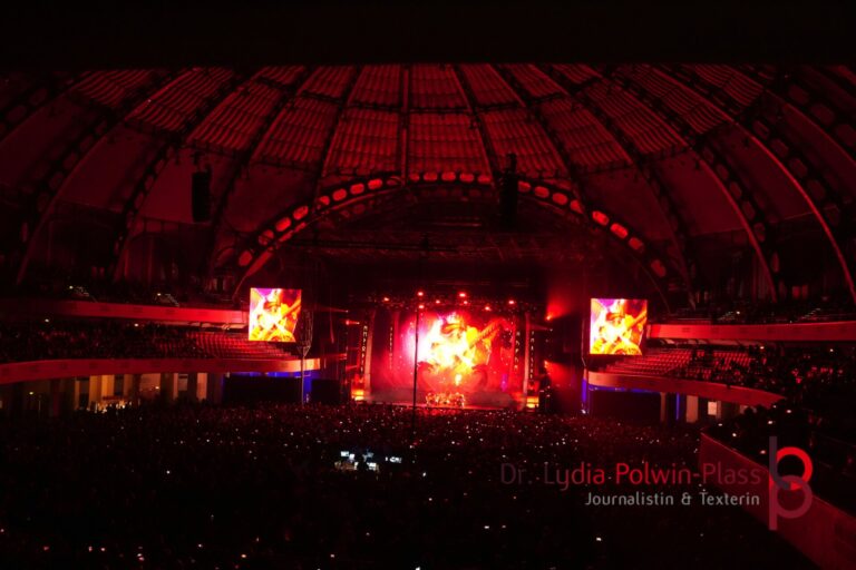 Amon Amarth_Festhalle_2026_Polwin-Plass_188