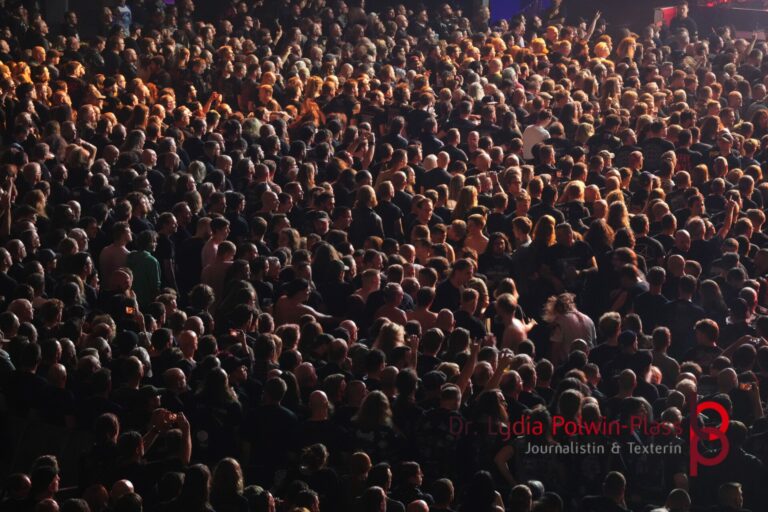 Amon Amarth_Festhalle_2026_Polwin-Plass_324