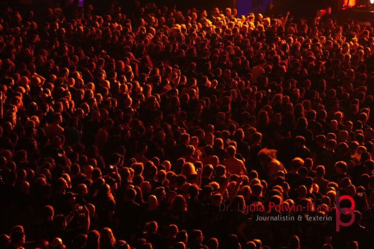 Amon Amarth_Festhalle_2026_Polwin-Plass_325