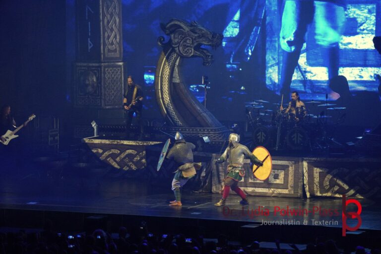 Amon Amarth_Festhalle_2026_Polwin-Plass_337