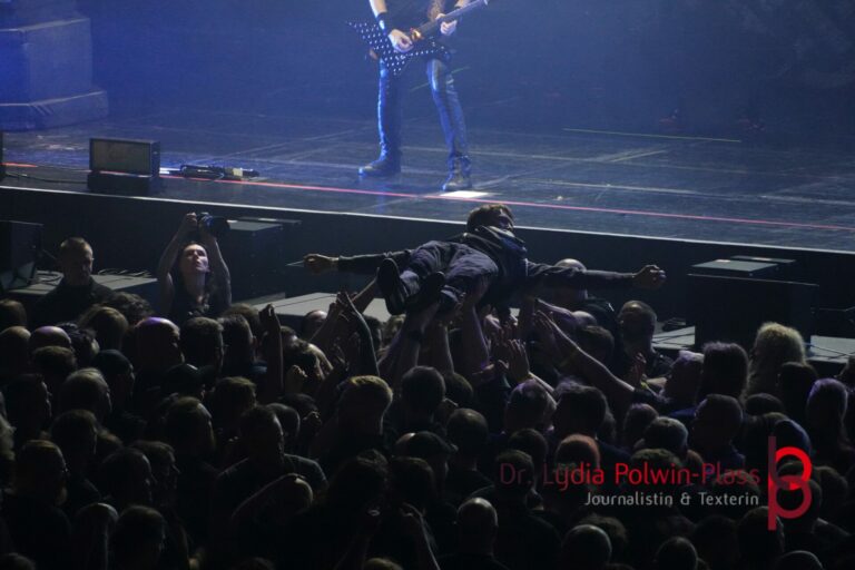 Amon Amarth_Festhalle_2026_Polwin-Plass_363