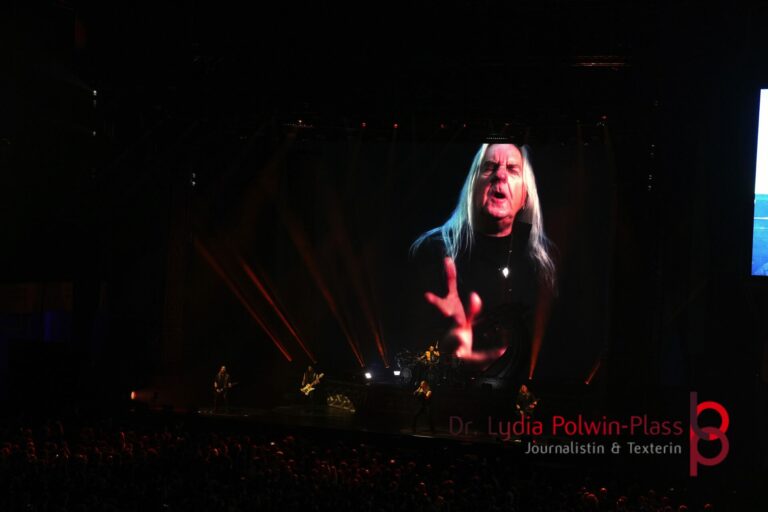 Amon Amarth_Festhalle_2026_Polwin-Plass_397