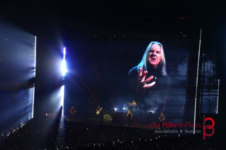 Amon Amarth_Festhalle_2026_Polwin-Plass_398