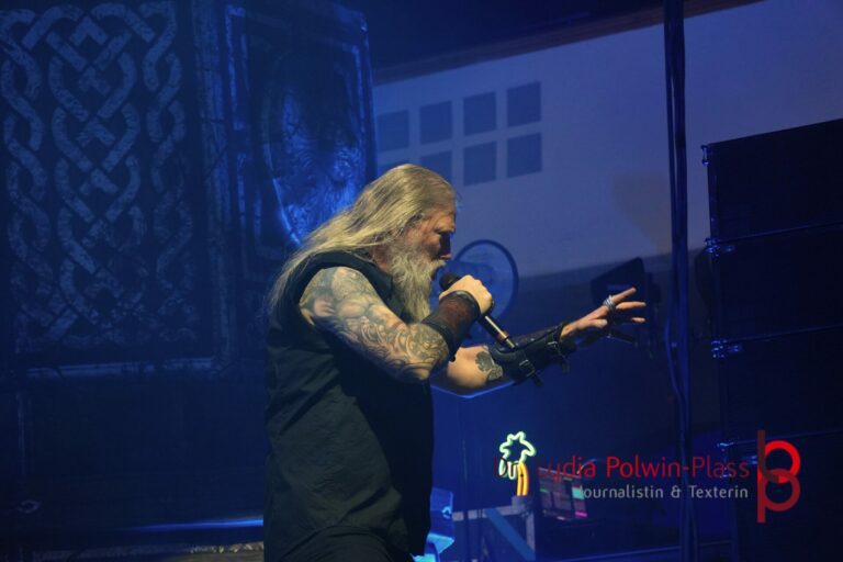Amon Amarth_Festhalle_2026_Polwin-Plass_758