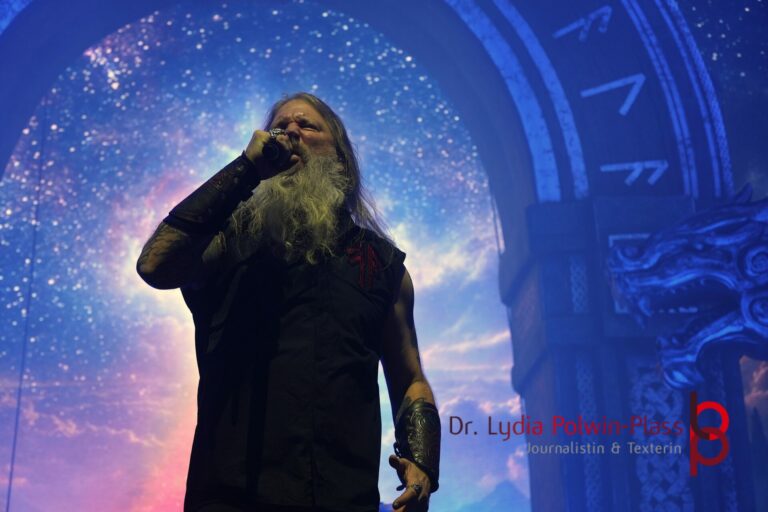 Amon Amarth_Festhalle_2026_Polwin-Plass_769