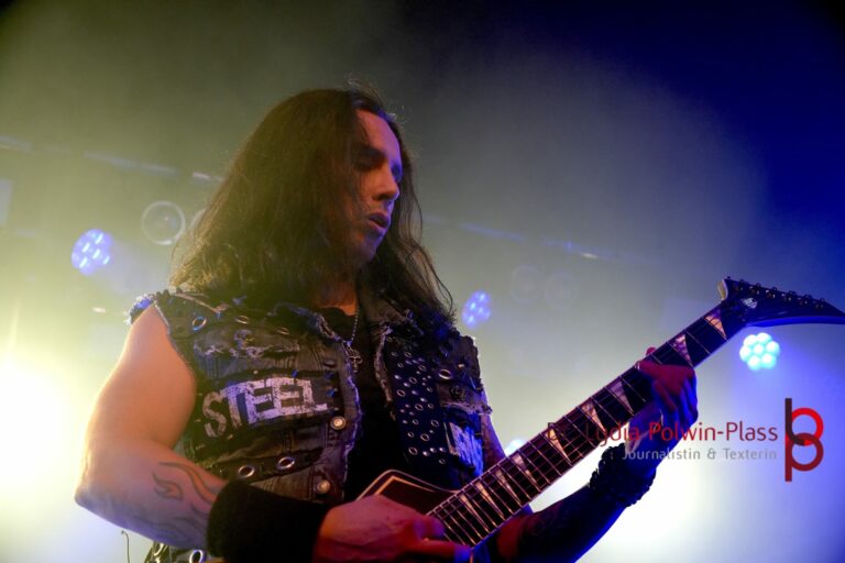 Ronnie Romero_Gus G Colos-Saal 2026_Polwin-Plass_173