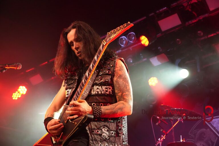 Ronnie Romero_Gus G Colos-Saal 2026_Polwin-Plass_334