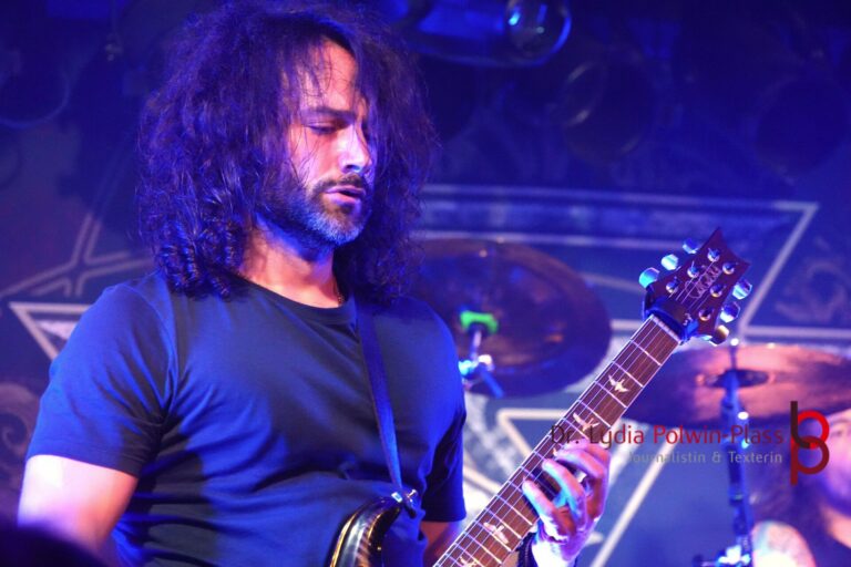 Ronnie Romero_Gus G Colos-Saal 2026_Polwin-Plass_345