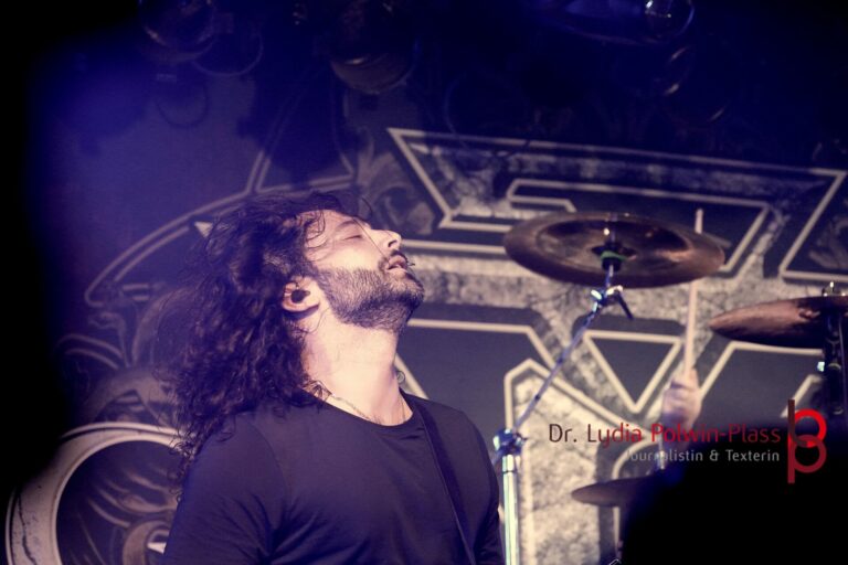 Ronnie Romero_Gus G Colos-Saal 2026_Polwin-Plass_348