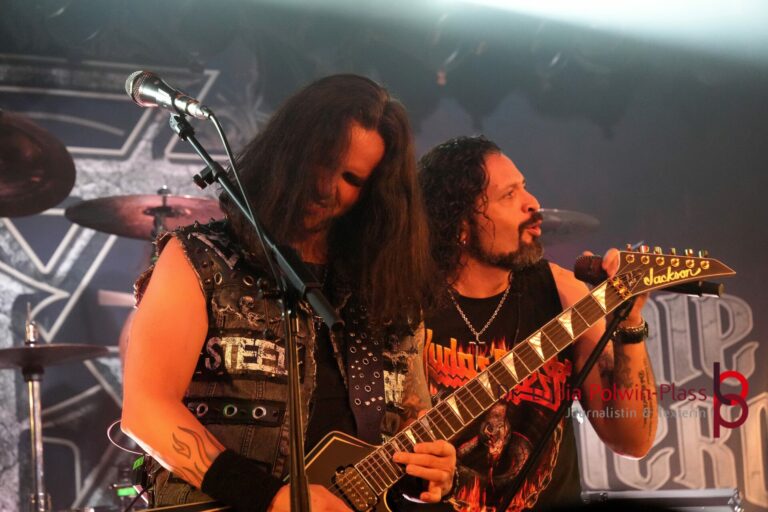 Ronnie Romero_Gus G Colos-Saal 2026_Polwin-Plass_384