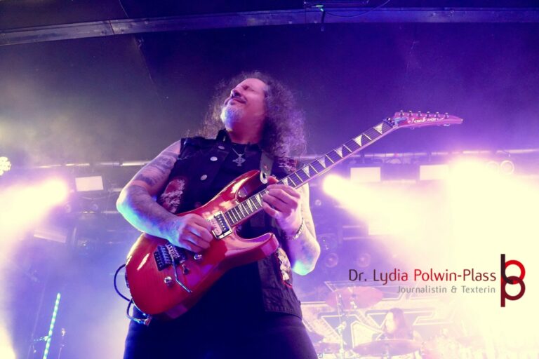 Ronnie Romero_Gus G Colos-Saal 2026_Polwin-Plass_942