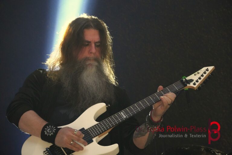 SOILWORK_Festhalle_2026_Polwin-Plass_273